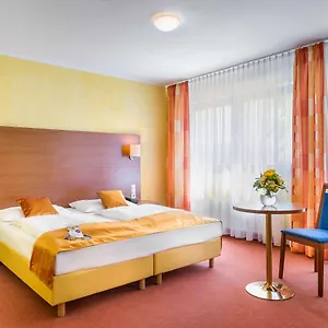 3* Отель Rega